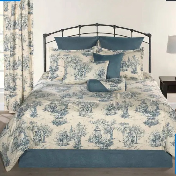 Boston Color Collection Full/Queen Quilt - Picture 1 of 8